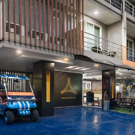 Aspira Suites Sukhumvit 20 Bangkok Exterior photo